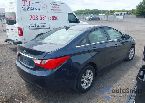 2013 Hyundai Sonata Gls z USA, uszkodzony, nr VIN 5NPEB4AC0DH570475